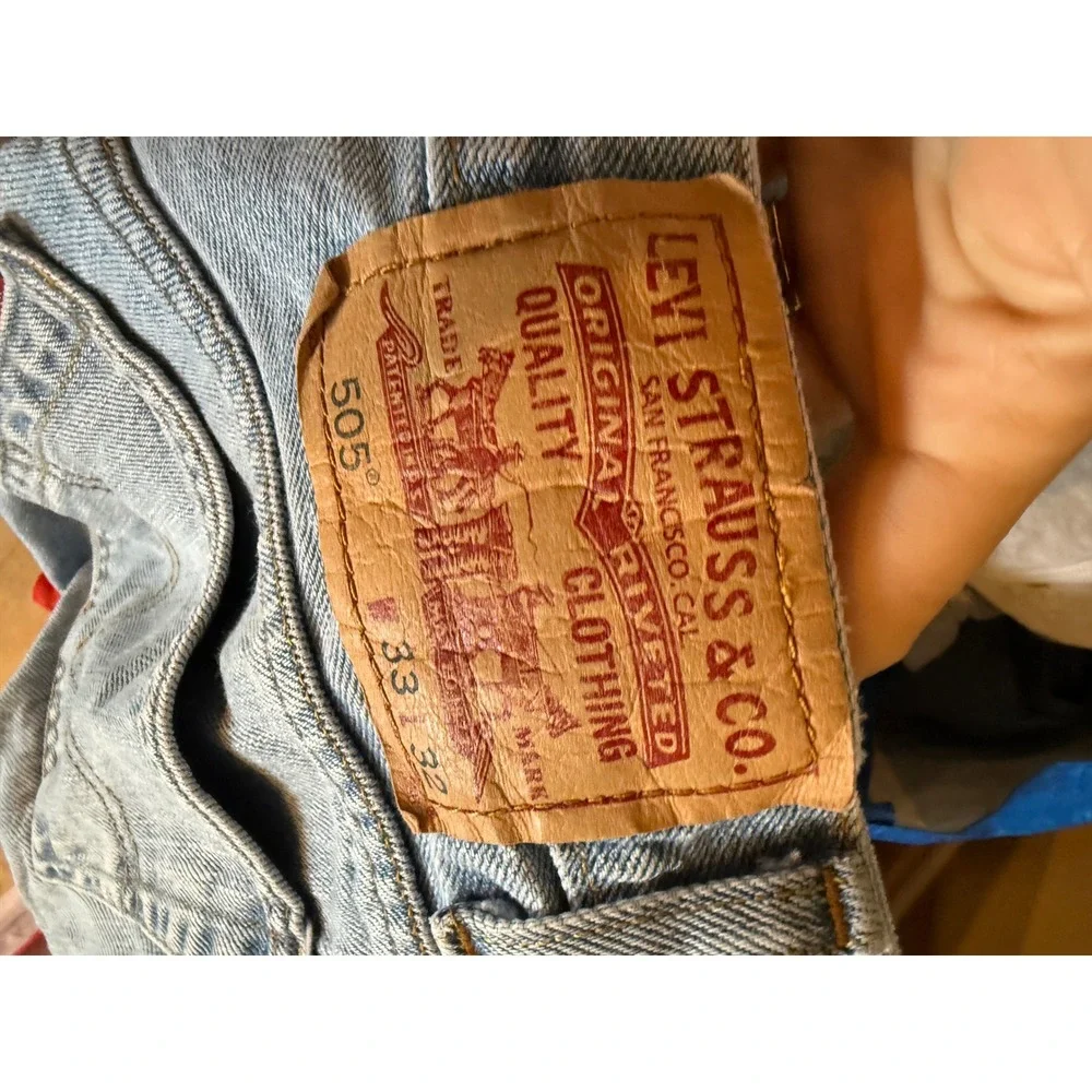 Levis 505 Reg Fit Jean Mens 33x32 Light Wash Blue Denim Straight Leg 100% Cotton